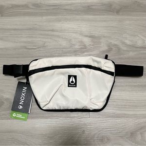 🔥SALE🔥 Nixon Fanny Pack Bag